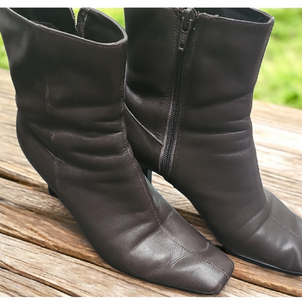 Elegant Brown Ankle Boots